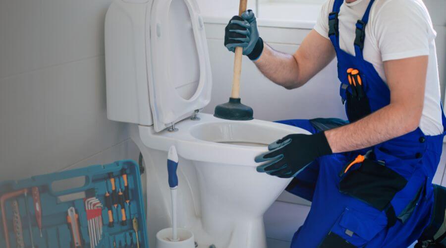 Professional septic pumping service in Preston, IA